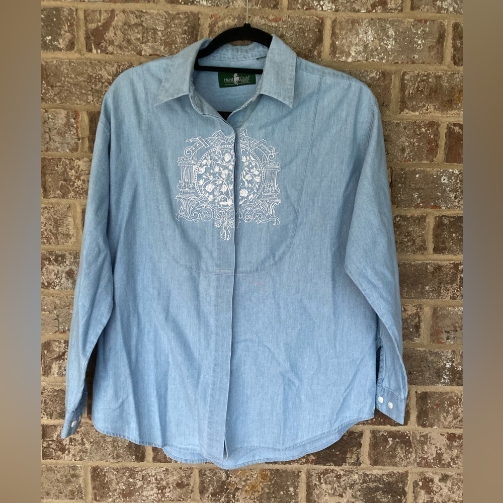 Vintage HUNT CLUB Denim Jean Shirt Embroidered Front Square buttons Petite Lgs
